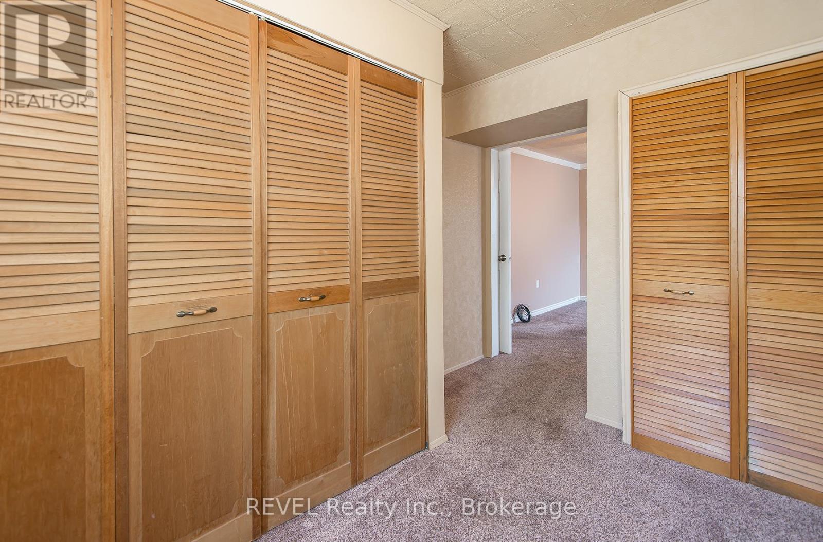 373 HENNEPIN AVENUE - 16
