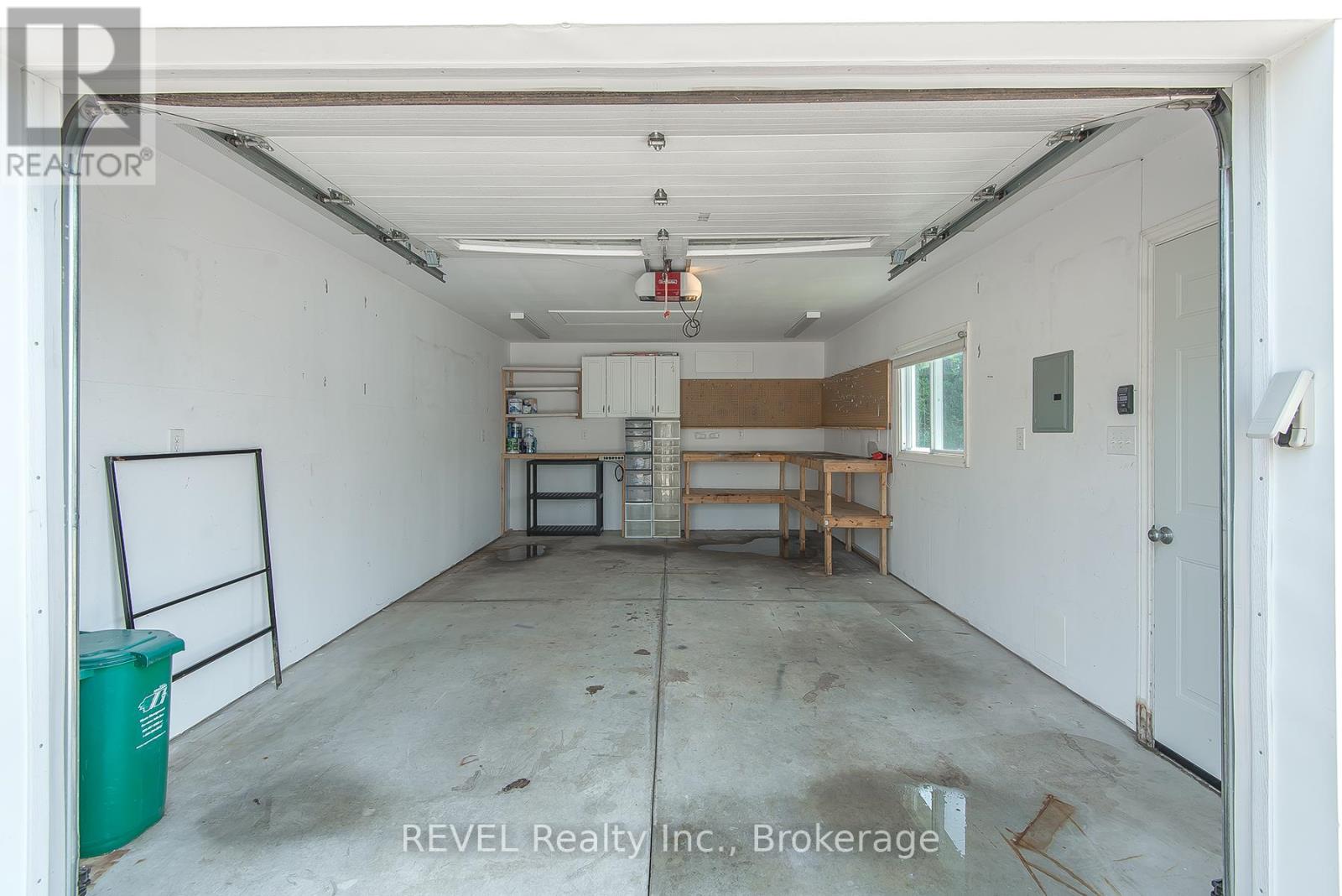 373 HENNEPIN AVENUE - 35
