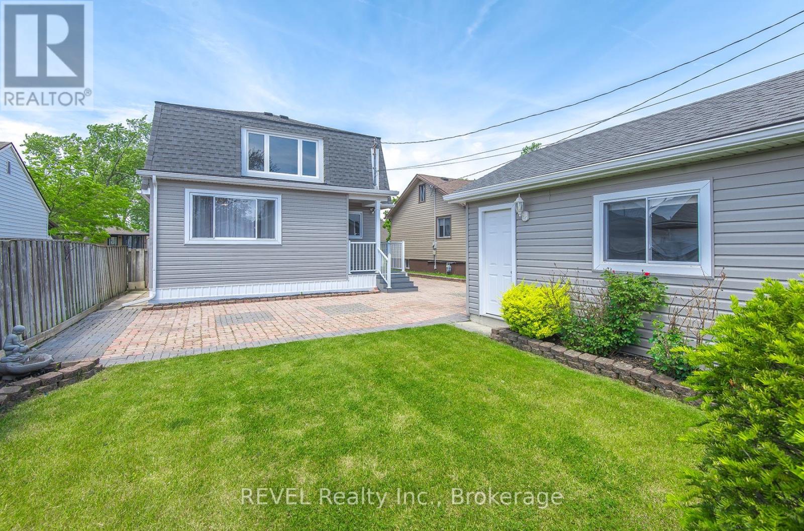373 HENNEPIN AVENUE - 37