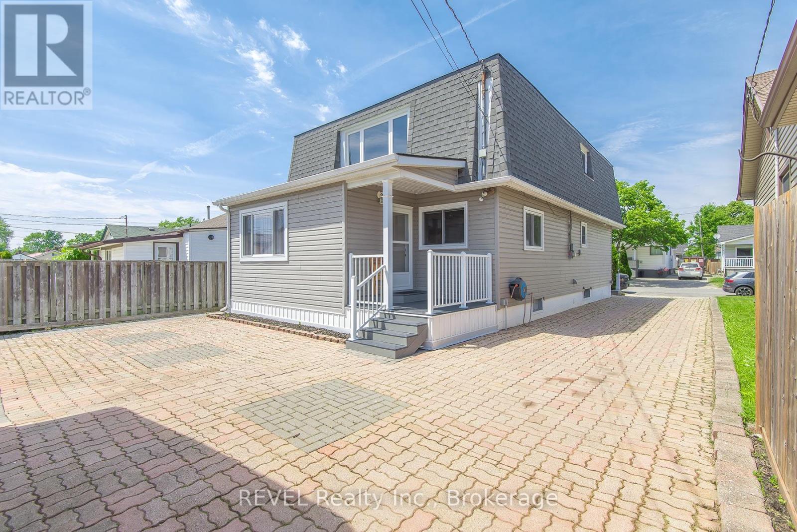 373 HENNEPIN AVENUE - 4