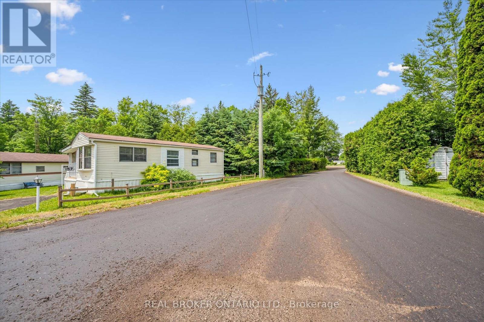 157 CEDAR CRESCENT - 16