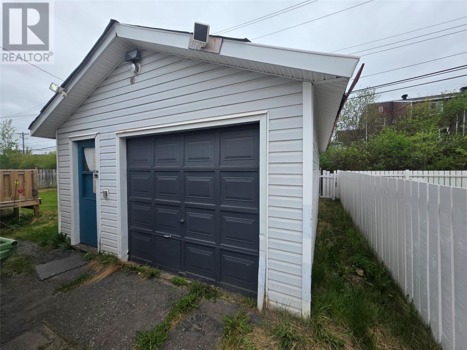 915 Bartlett Drive thumbnail 19