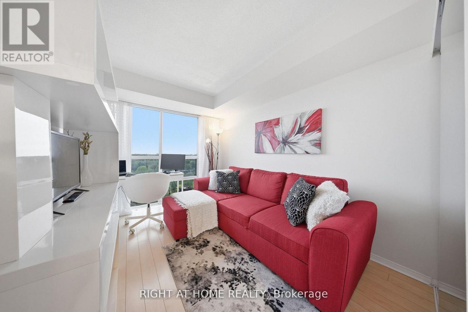 #1915 233 BEECROFT ROAD - 14
