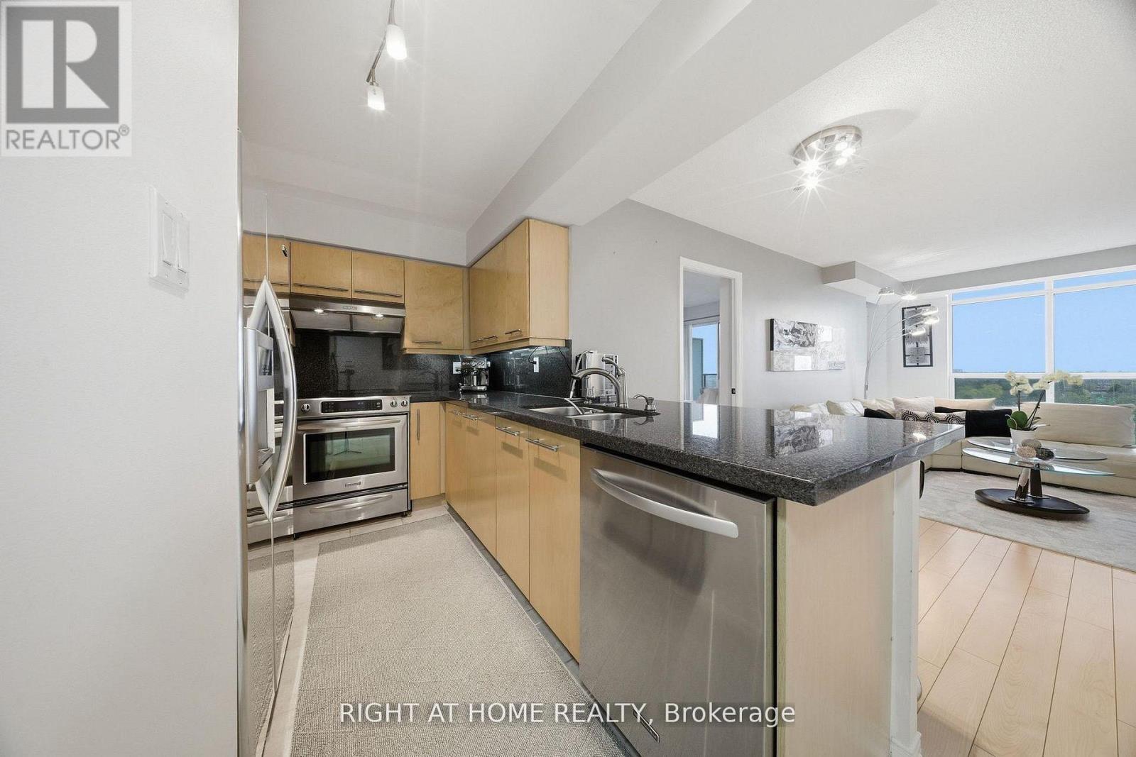 #1915 233 BEECROFT ROAD - 5