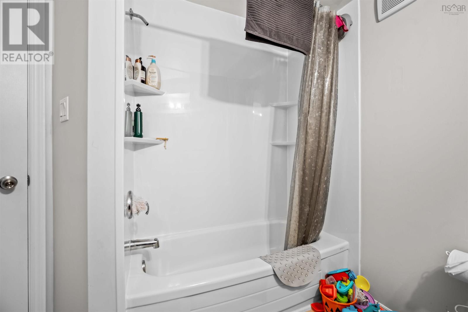 #306 83 Kearney Lake Road, Cambria Park - 19