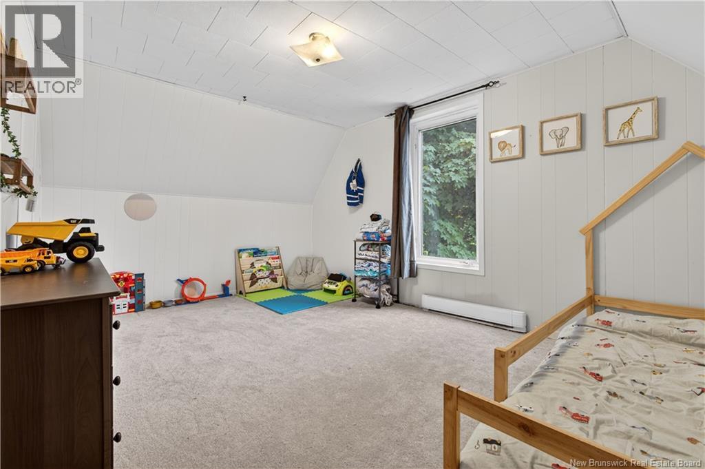 114 Pleasant Street - 18