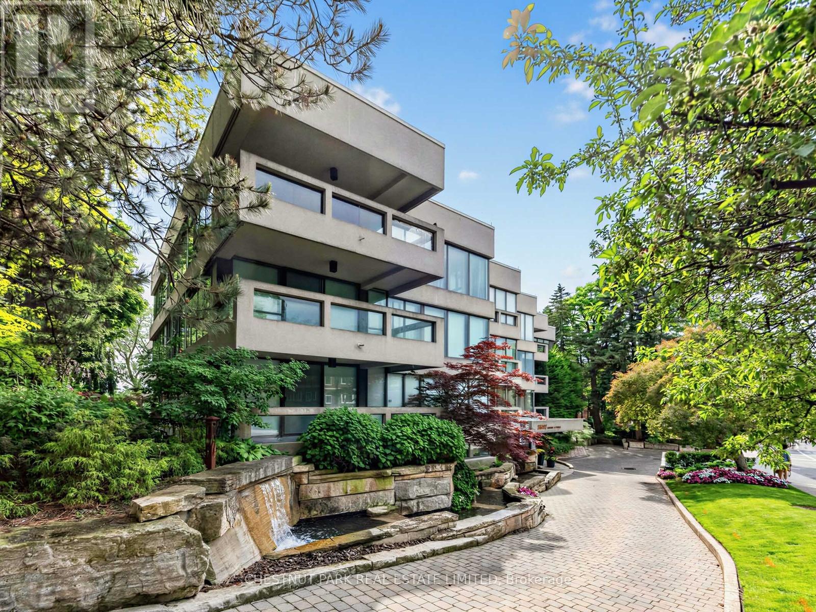 Boutique Building- The Waterfall