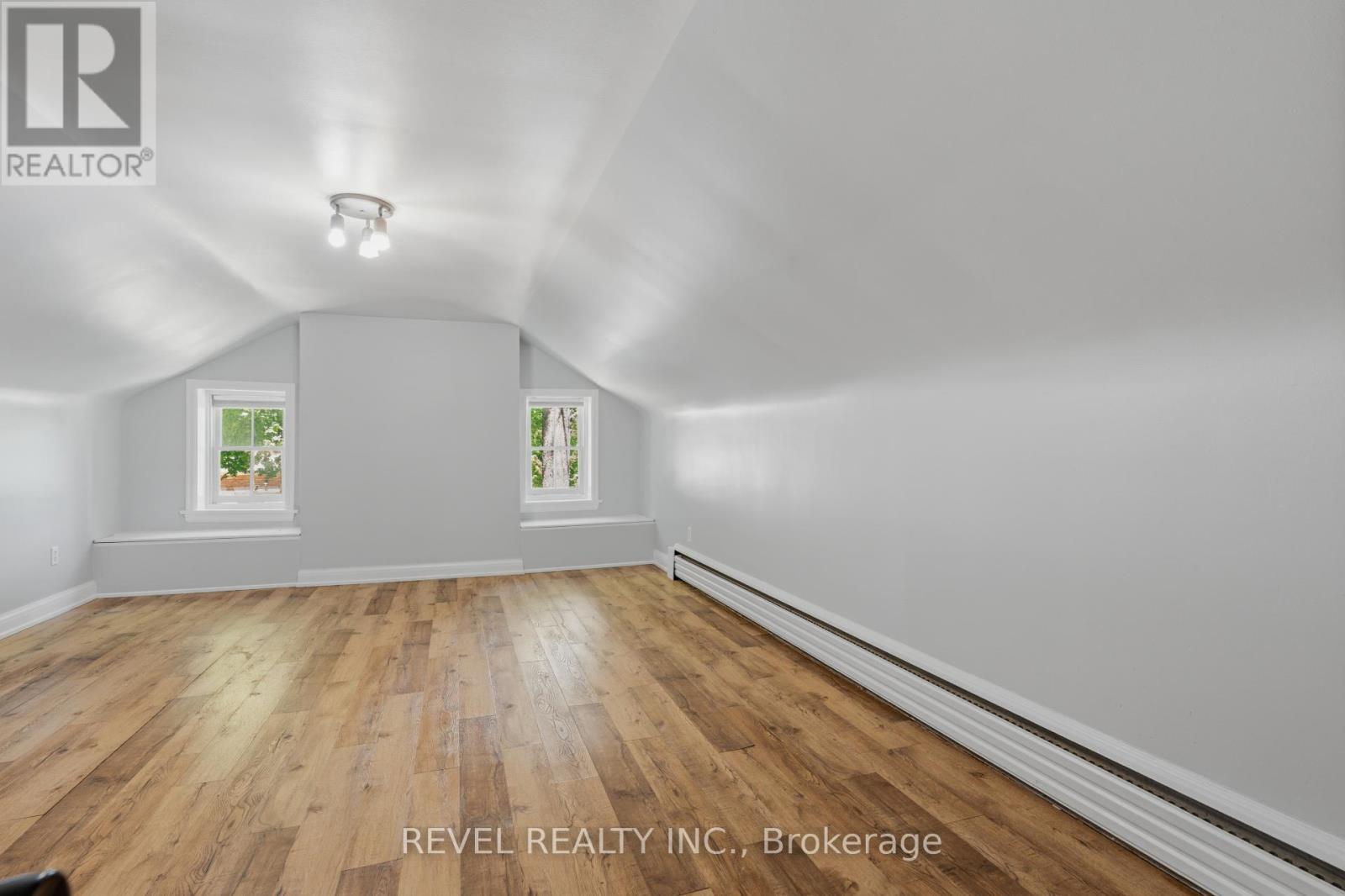 41 MILL STREET - 27