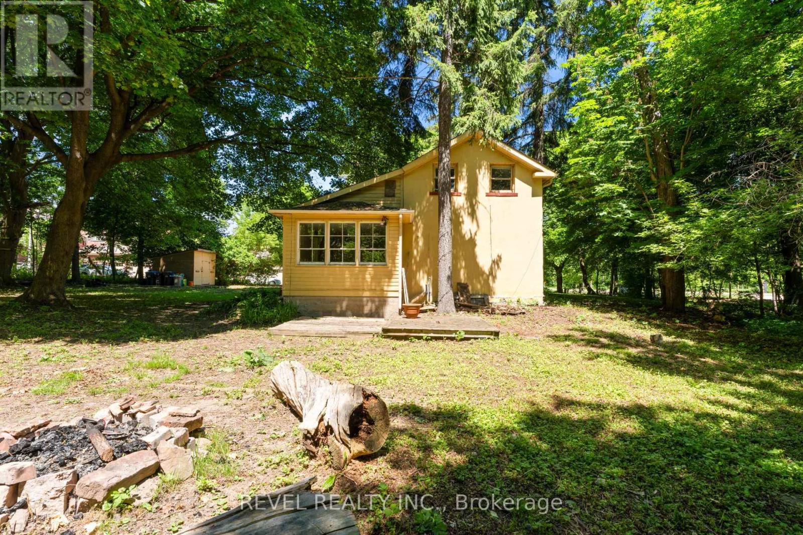 41 MILL STREET - 32
