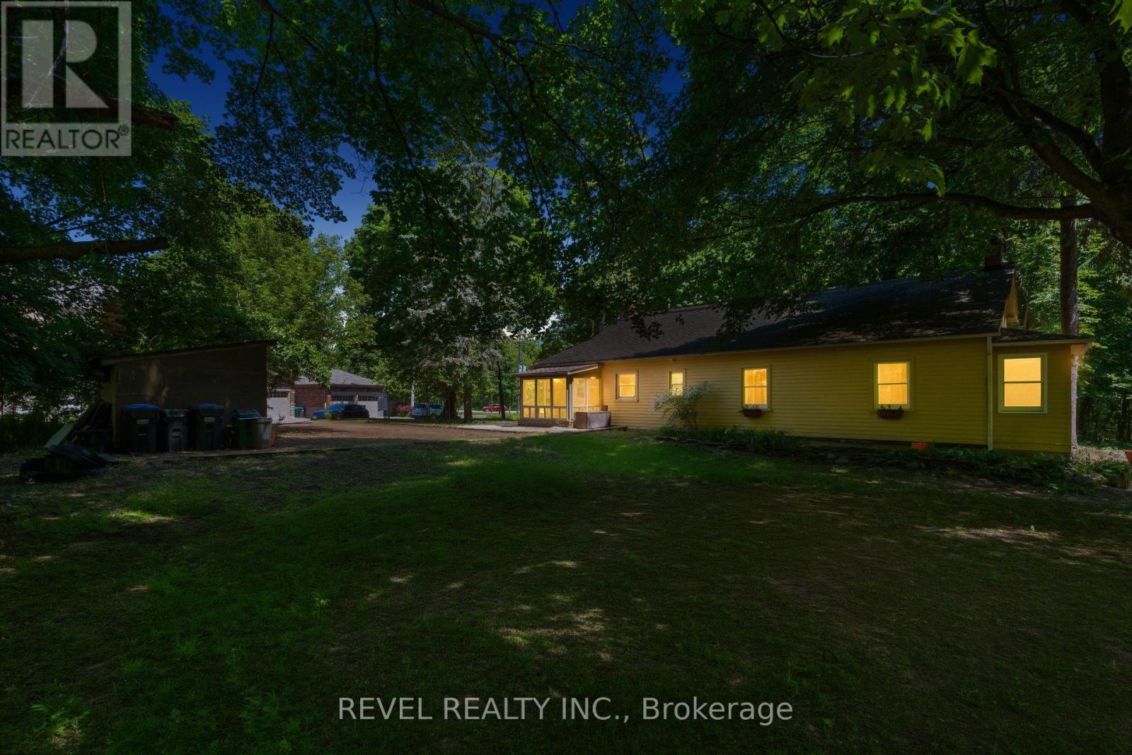 41 MILL STREET - 5