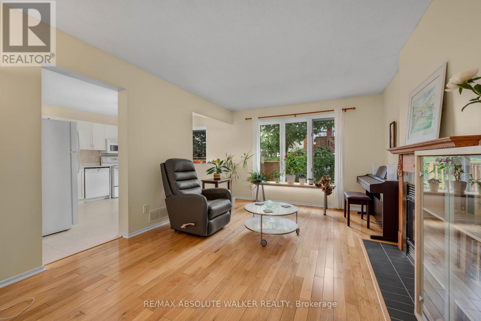 14 INWOOD DRIVE - 13