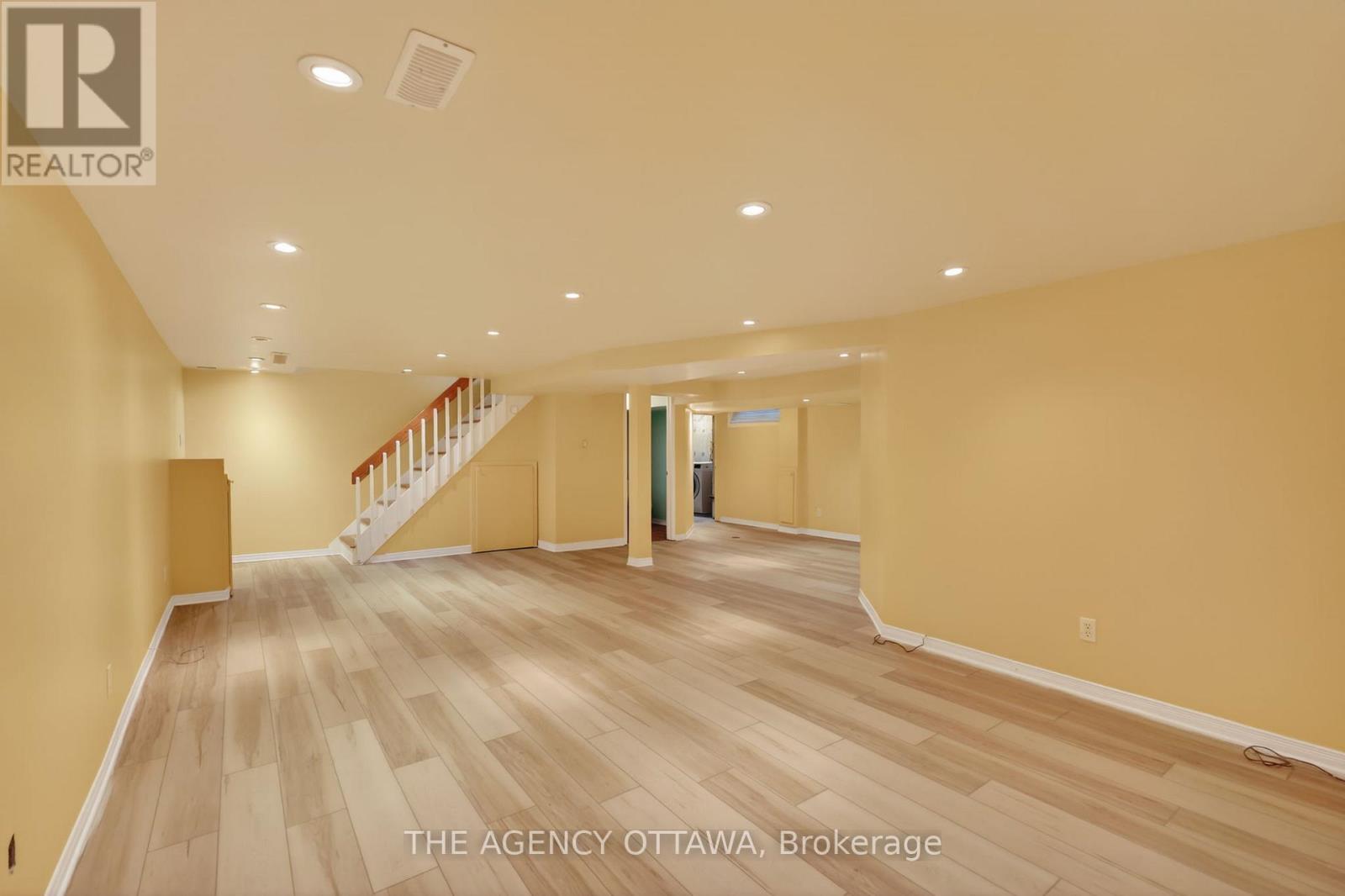 5 Bed, 4 Bath House for Sale in Ottawa – 1681 AMBERDALE CRESCENT, Ottawa – MLS# X13443844 - Image 40