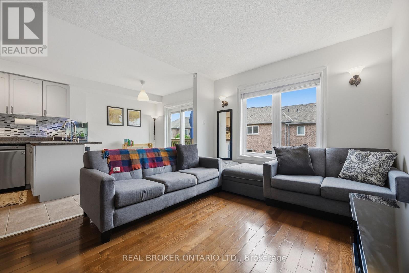 86 COLERIDGE DRIVE - 10