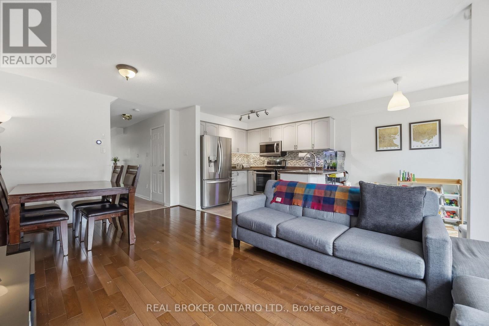 86 COLERIDGE DRIVE - 11