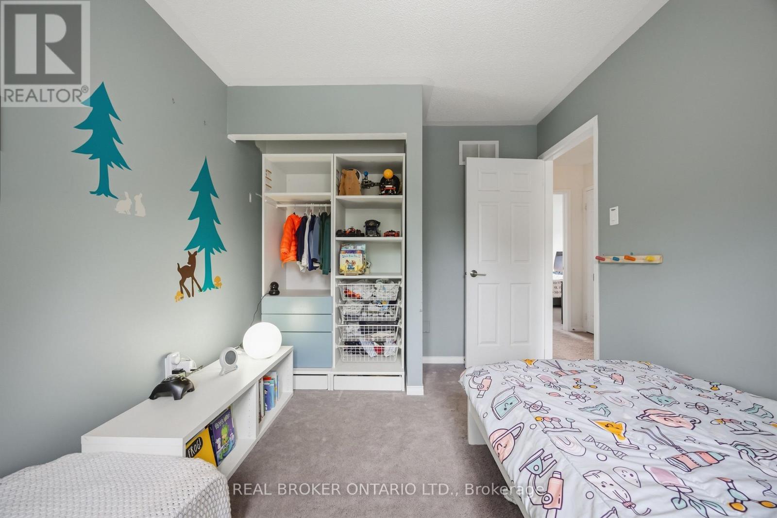 86 COLERIDGE DRIVE - 25