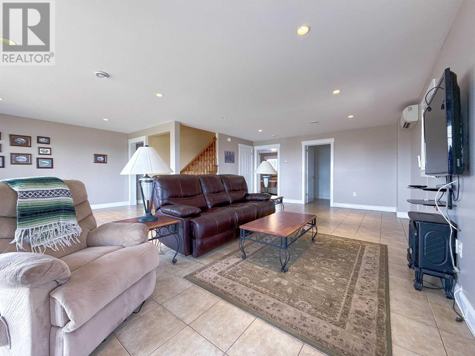 31 Lantern Hill Drive - 31