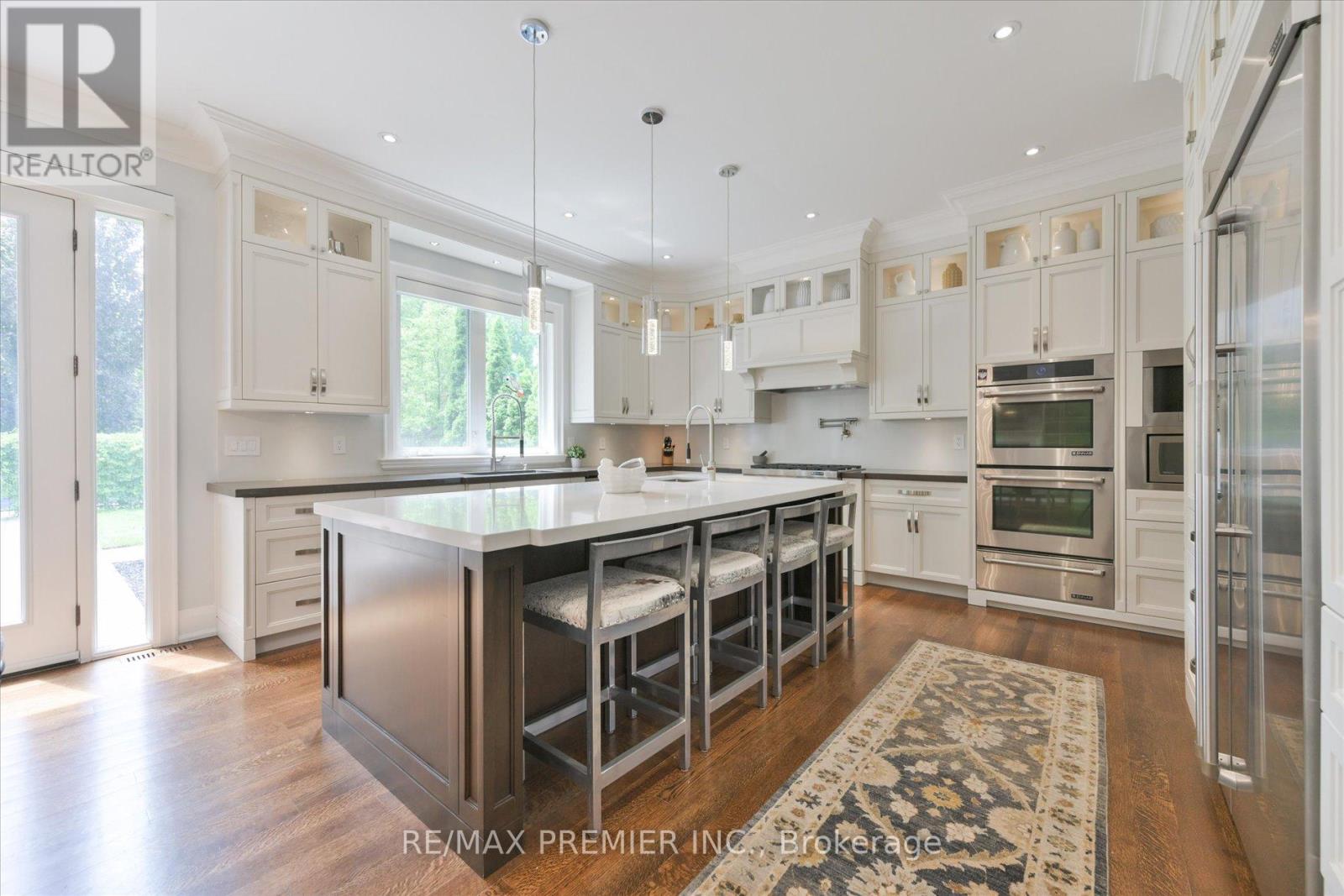 3 COWLEY AVENUE - 11