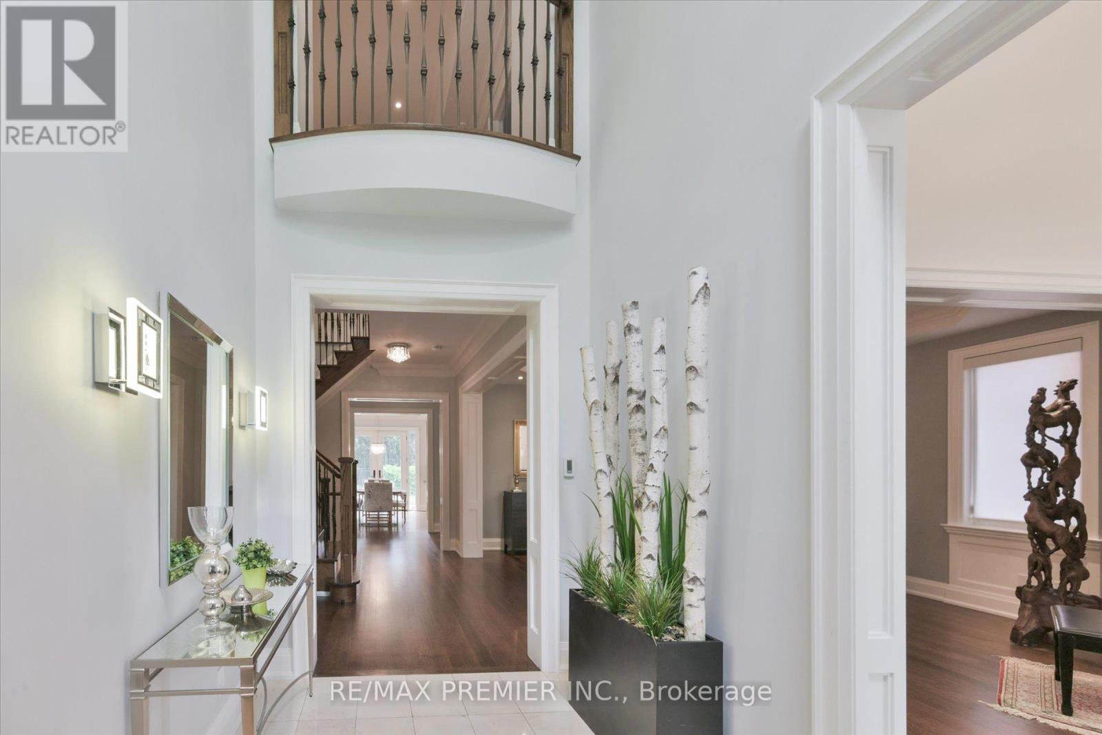 3 COWLEY AVENUE - 4