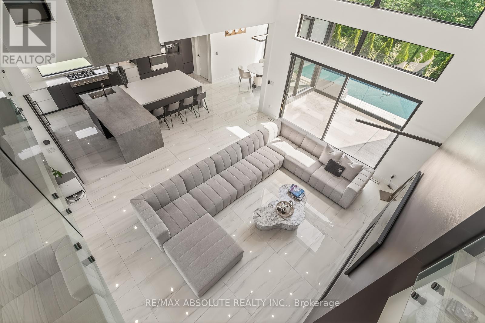 553 SHOREWAY DRIVE - 28