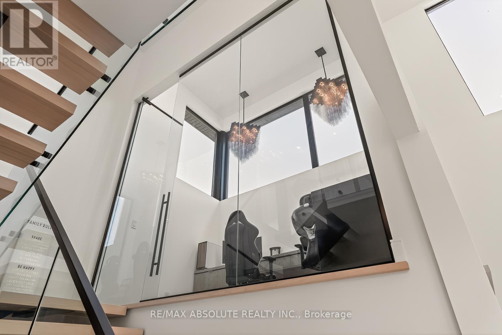 553 SHOREWAY DRIVE - 26