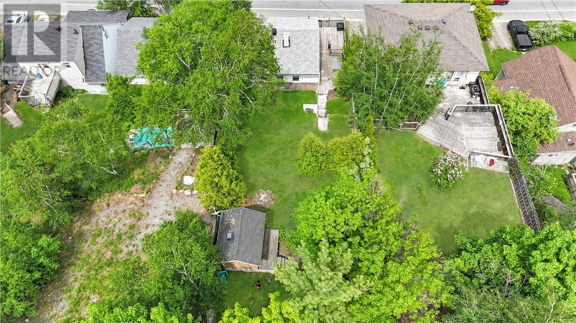 830 Charlotte Street - 36
