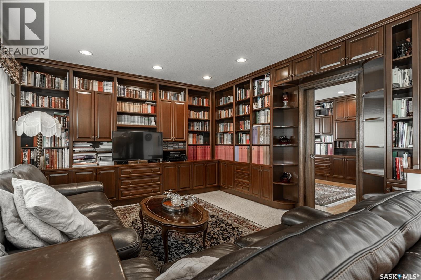 811 Braeside VIEW - 20