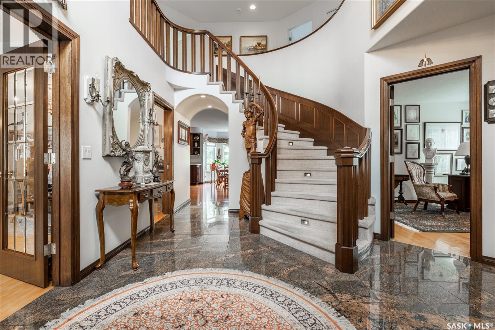 811 Braeside VIEW - 3
