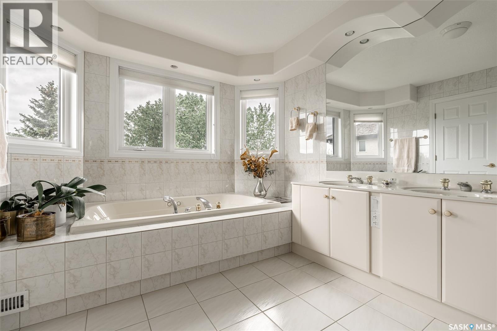 811 Braeside VIEW - 35