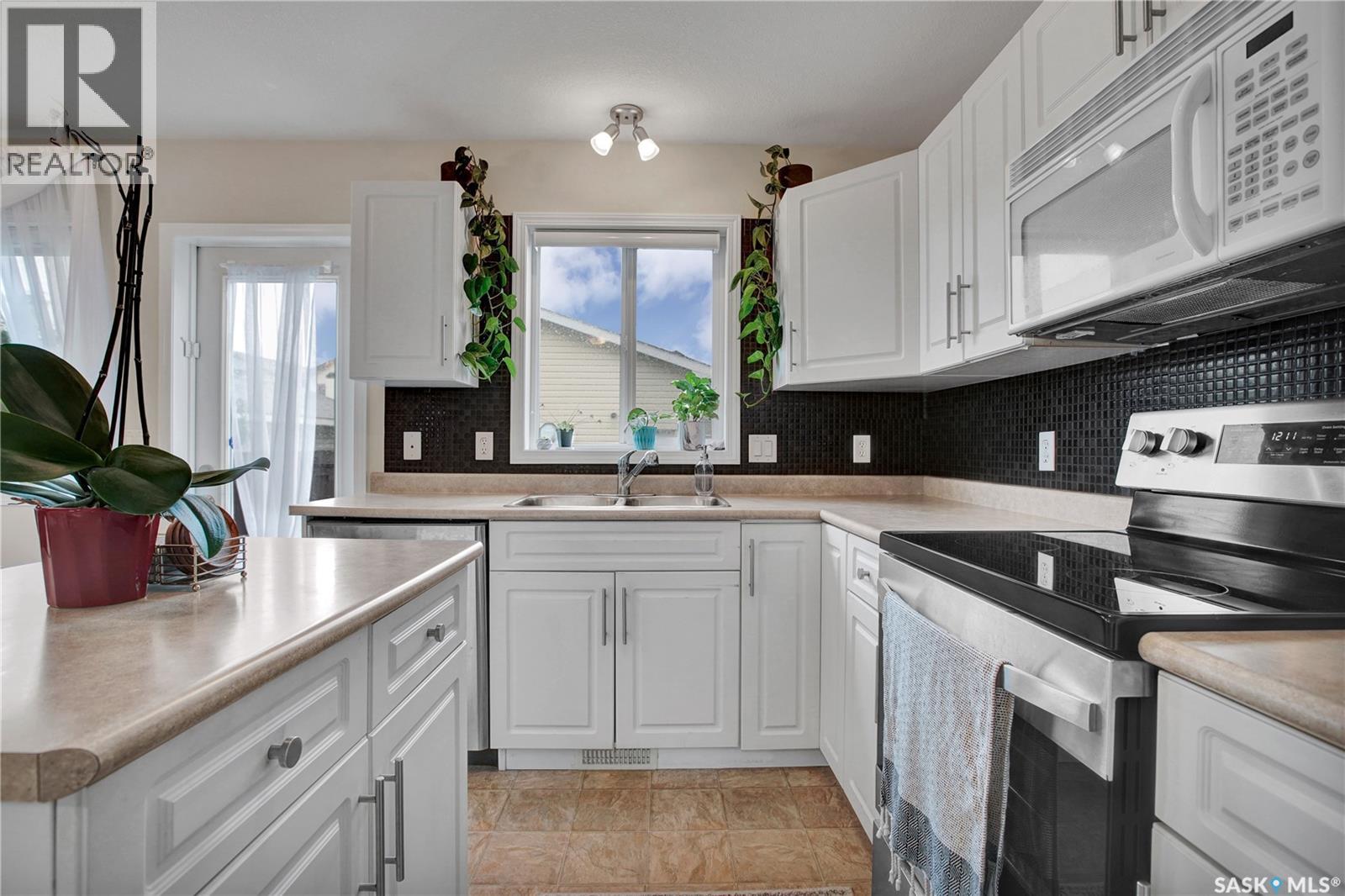 Saskatoon 122 Blakeney CRESCENT — photo 9