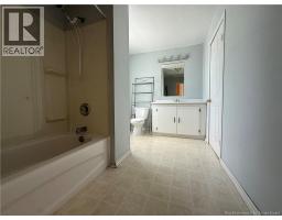 271-275 Douglas Avenue, Bathurst, NB E2A1N1 Photo 11