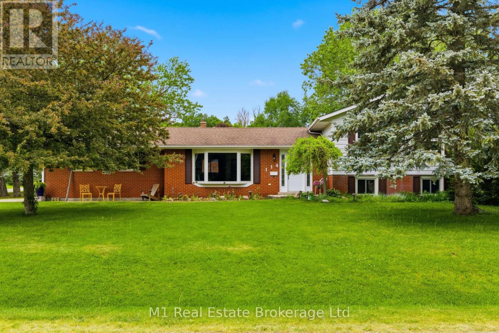 114 ANGELICA STREET - 1