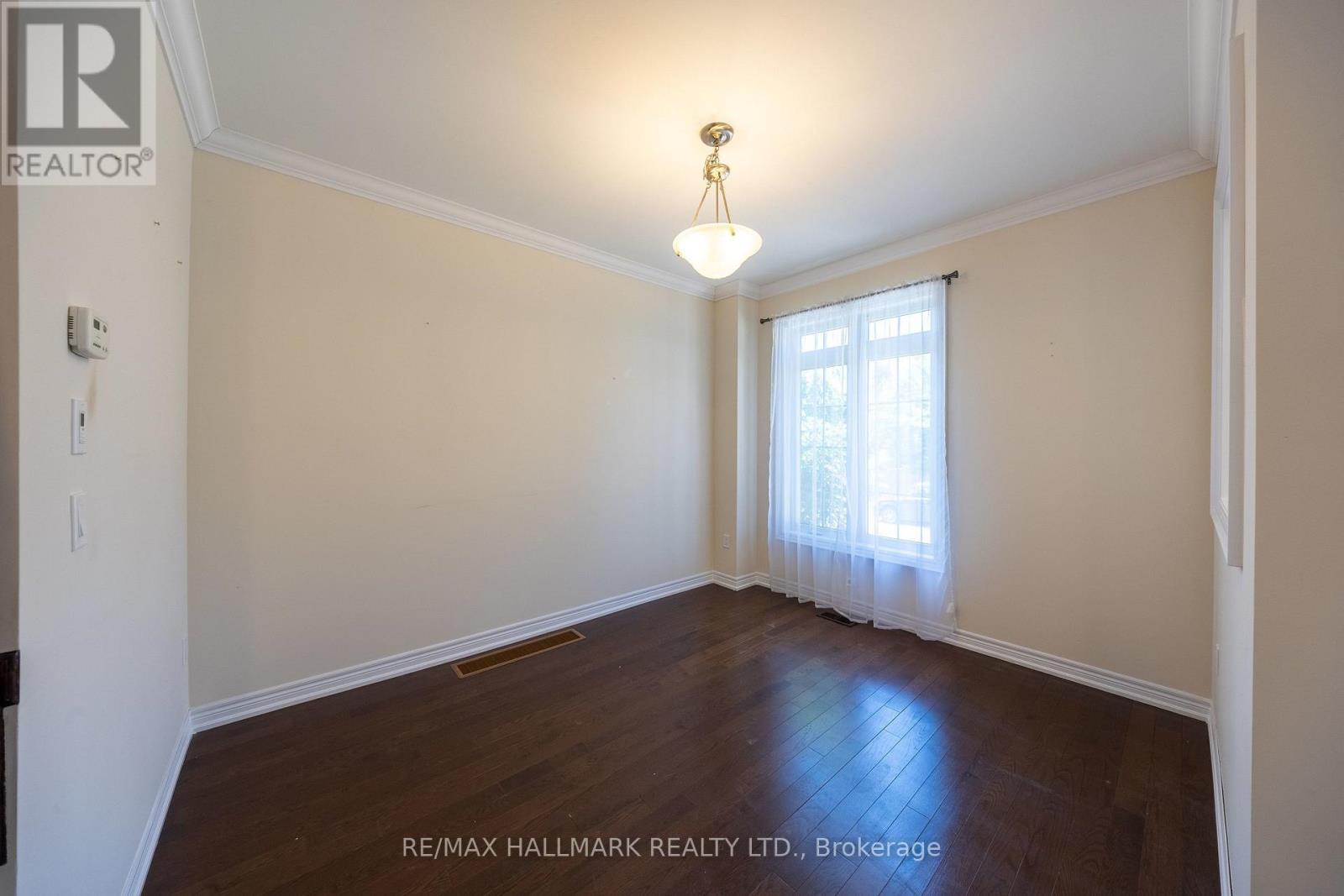 14 ALDRIDGE LANE - 8