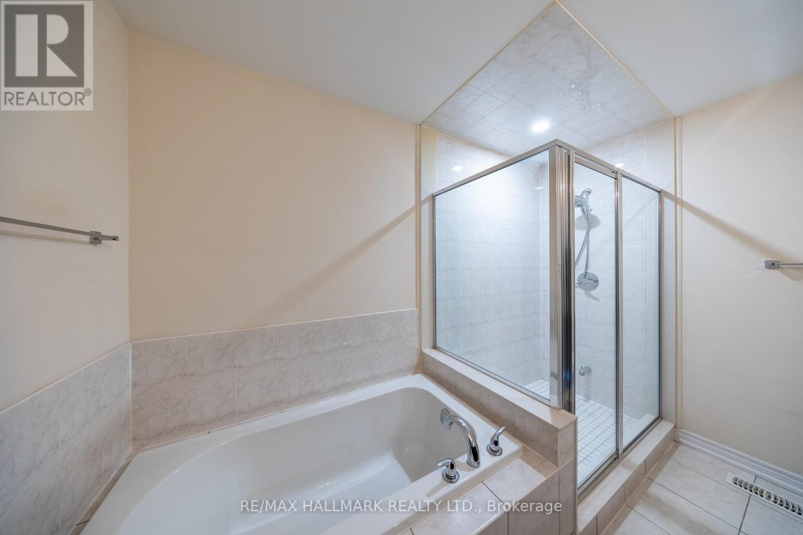 14 ALDRIDGE LANE - 30