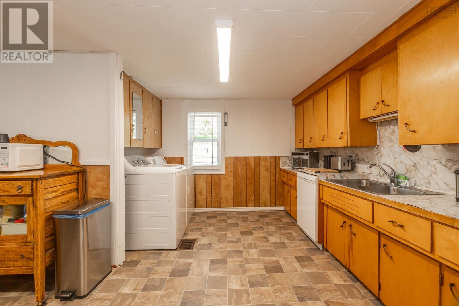 1307 Granville Road - 15