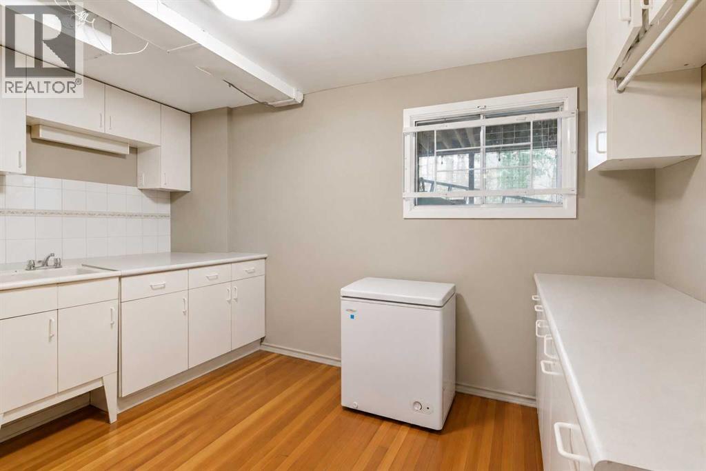 2910 Marquette Street SW - 28