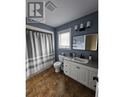 4004 Canning Avenue thumbnail 9