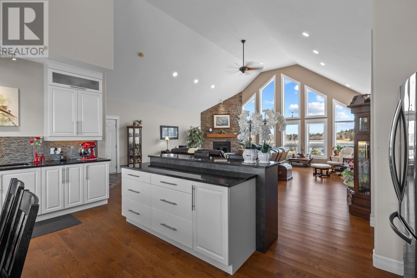 77 Highland View Drive - 19