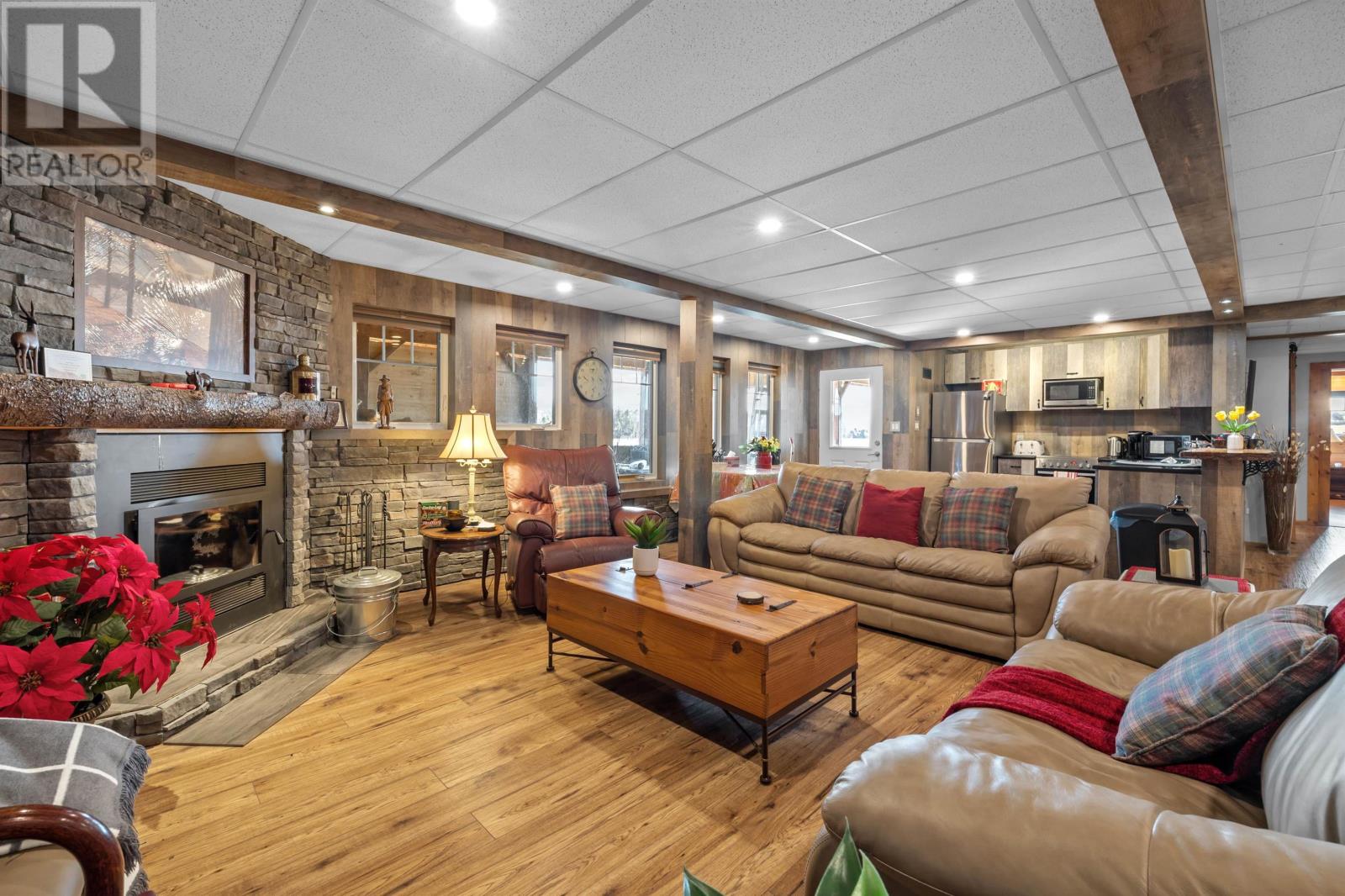 77 Highland View Drive - 35