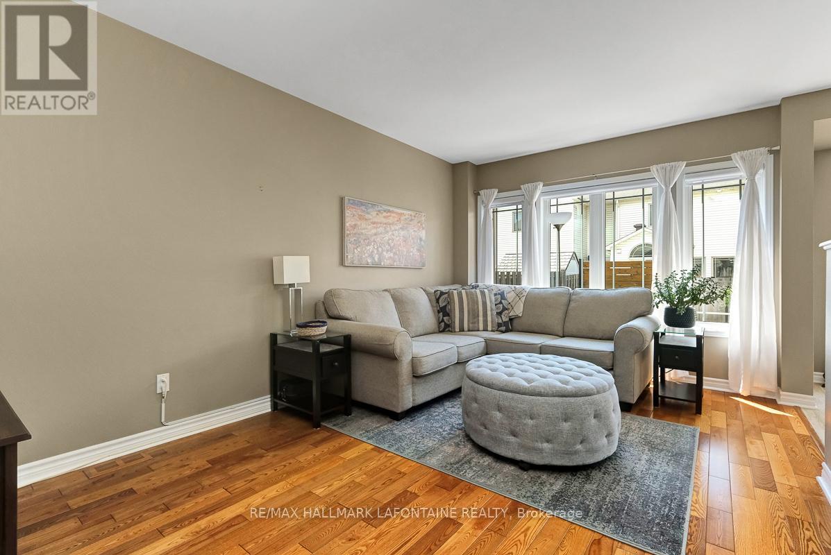 3 Bed, 3 Bath House for Sale in Ottawa – 417 JUNE COURT, Ottawa – MLS# X13443858 - Image 8
