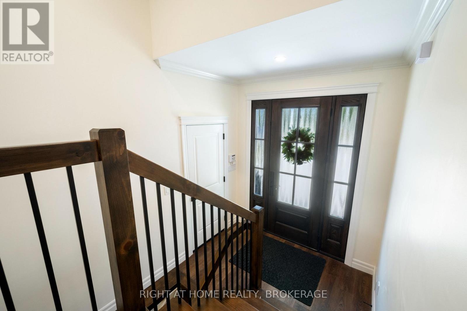 32B DOROTHY STREET - 19