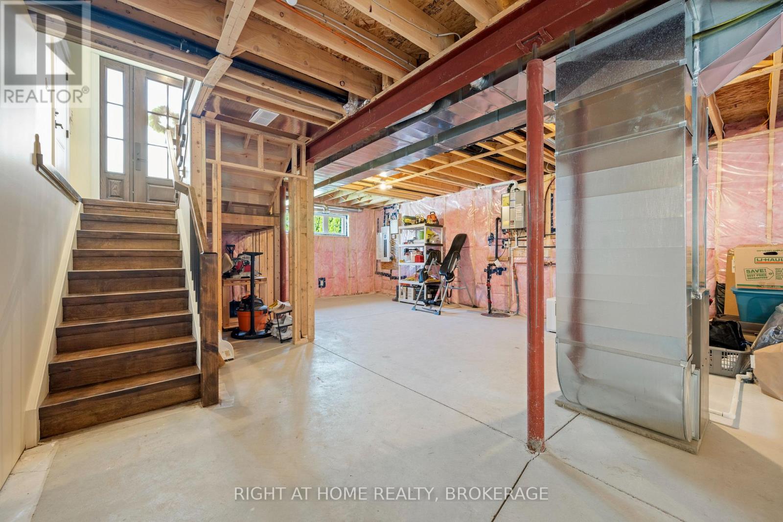 32B DOROTHY STREET - 47