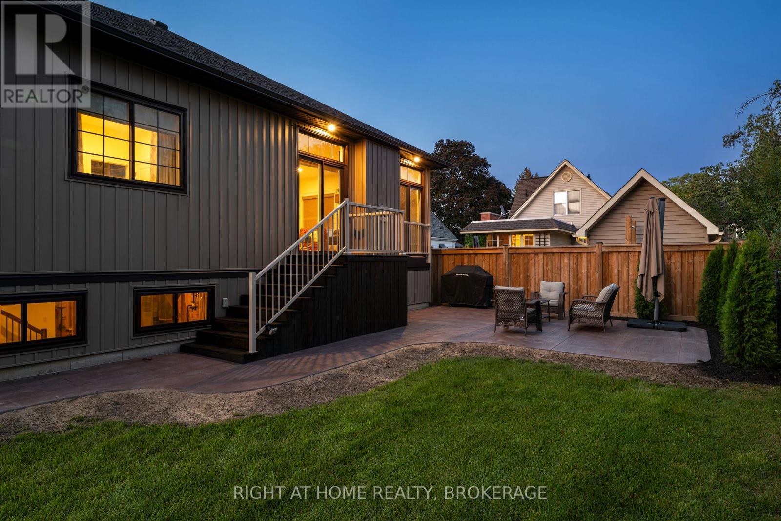 32B DOROTHY STREET - 5