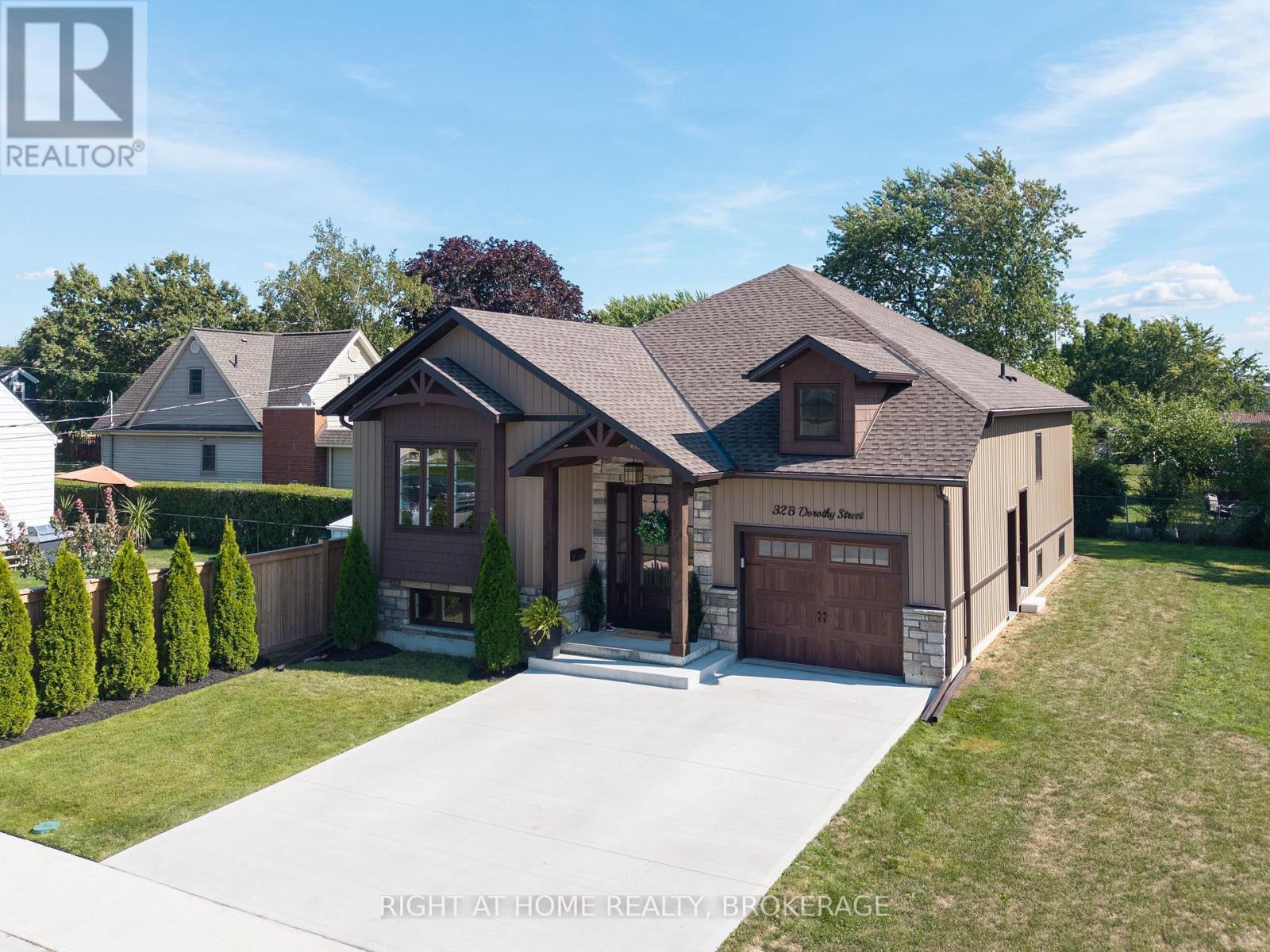 32B DOROTHY STREET - 7