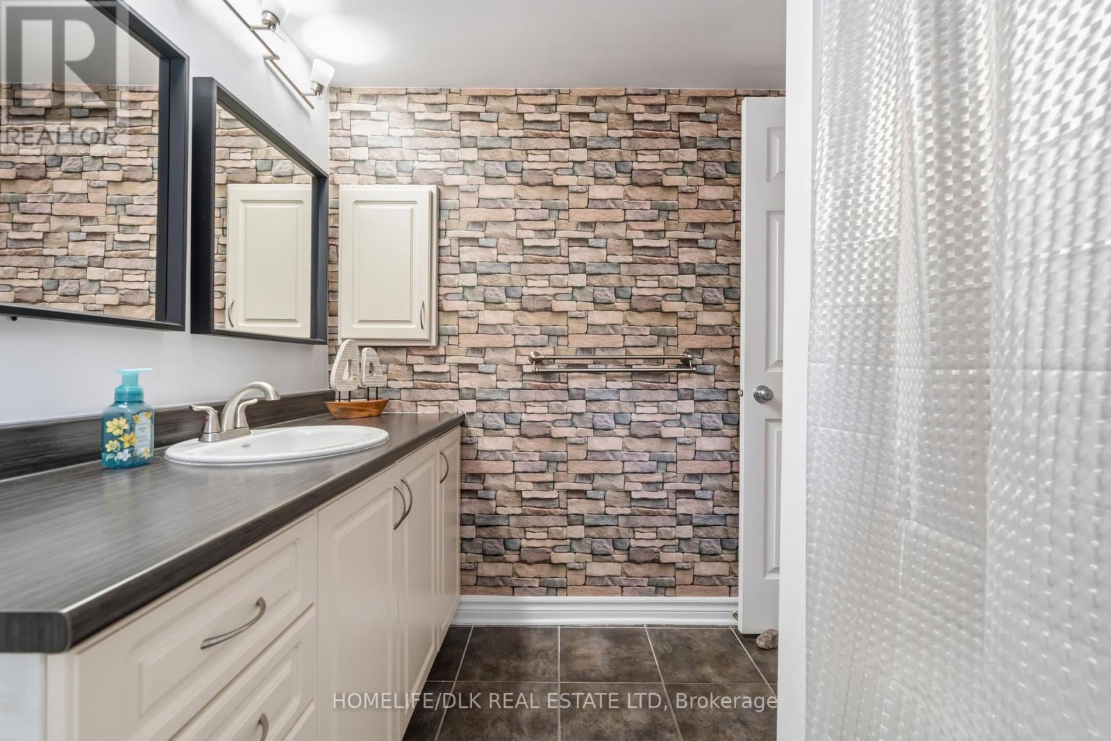 #2 510 STONEFIELD PRIVATE - 21
