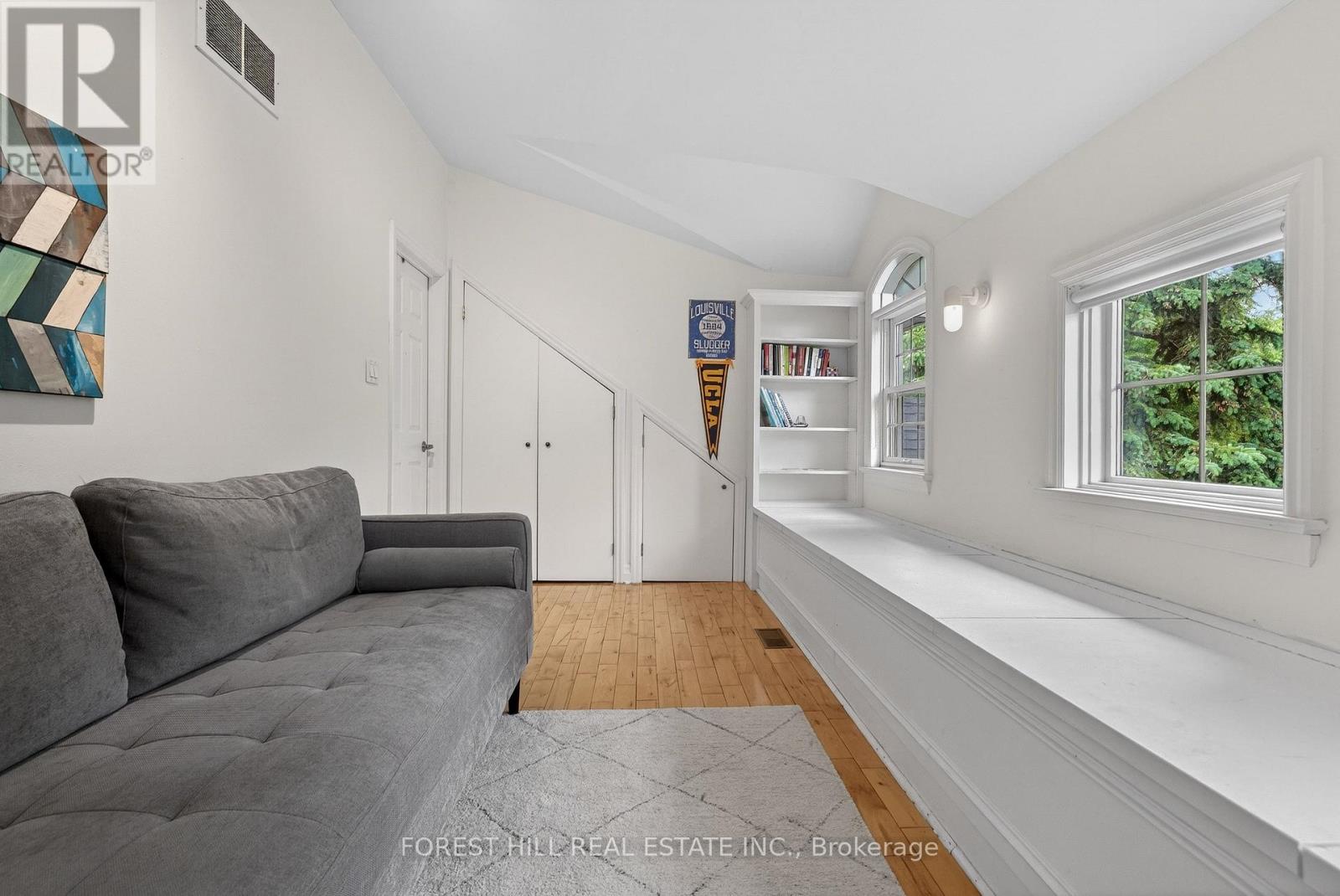 10 HIGHCLIFF CRESCENT - 30