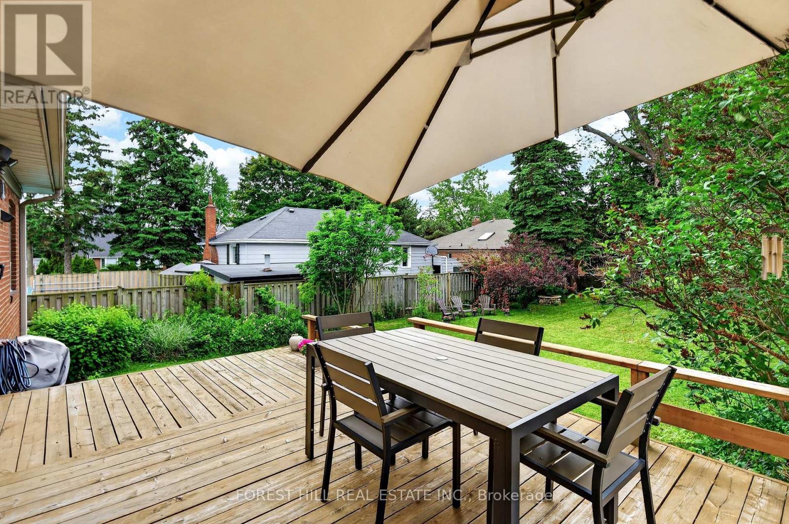 10 HIGHCLIFF CRESCENT - 42