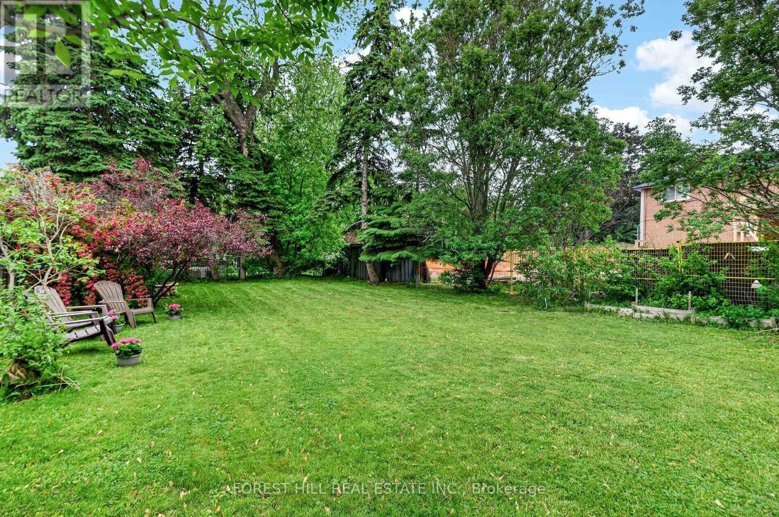 10 HIGHCLIFF CRESCENT - 44