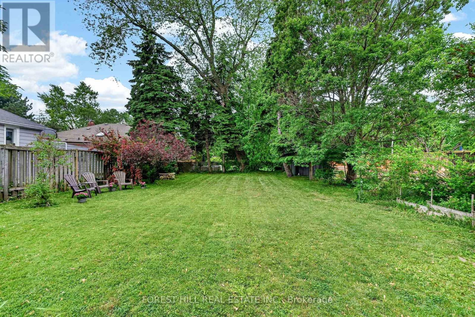 10 HIGHCLIFF CRESCENT - 43