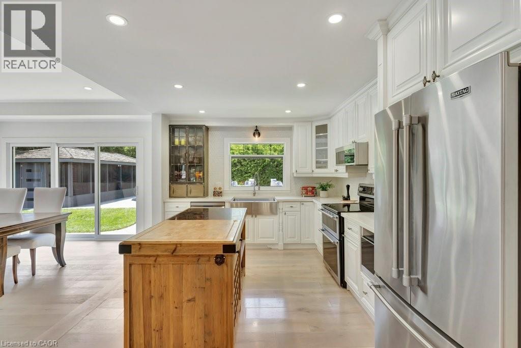 22 DALE Avenue - 14