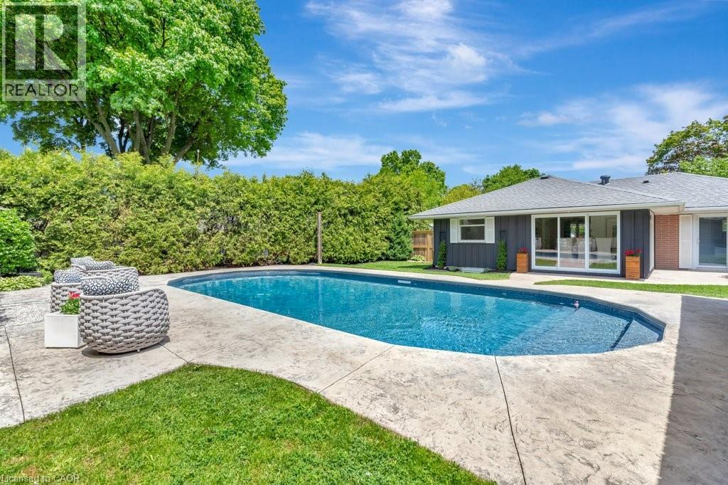 22 DALE Avenue - 36